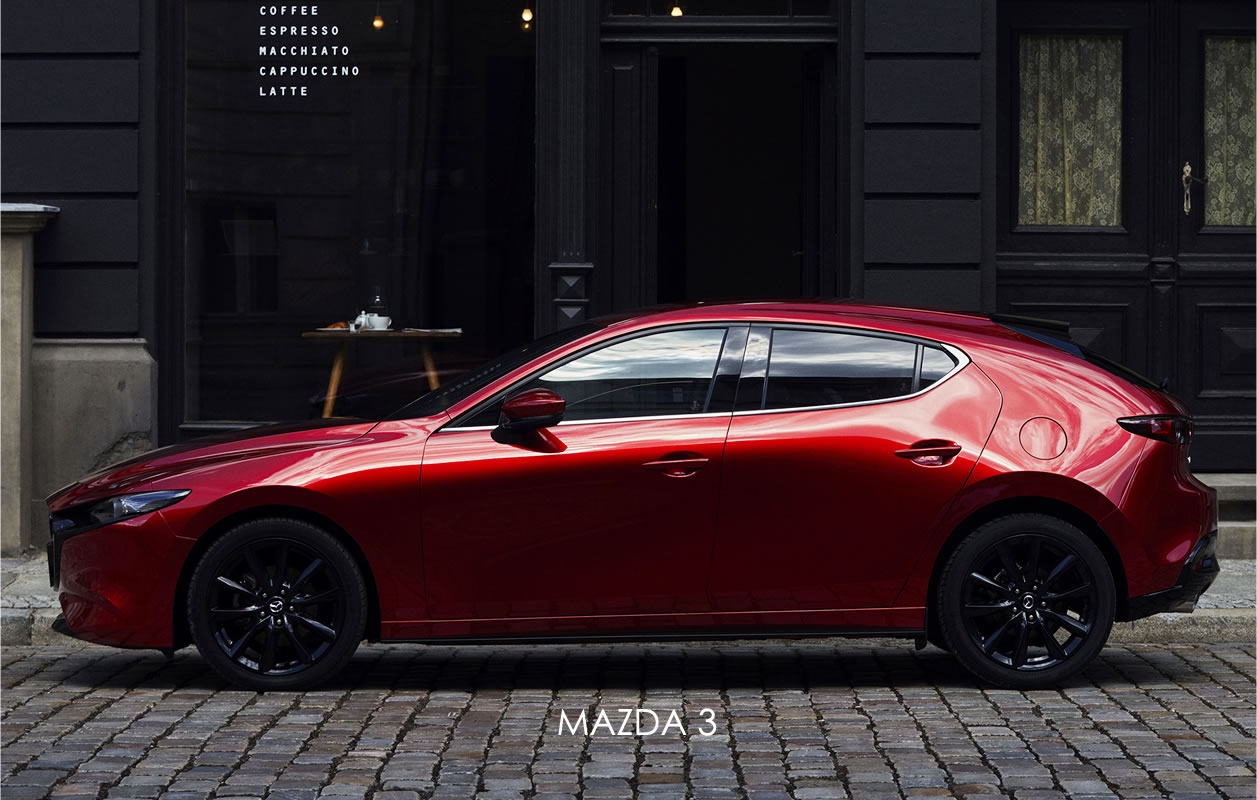 写真：MAZDA 3