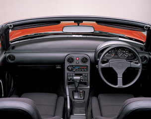 MX-5 driver's seat 