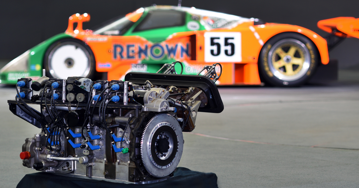 マツダR26B型4ローターロータリーエンジン(RE)の写真