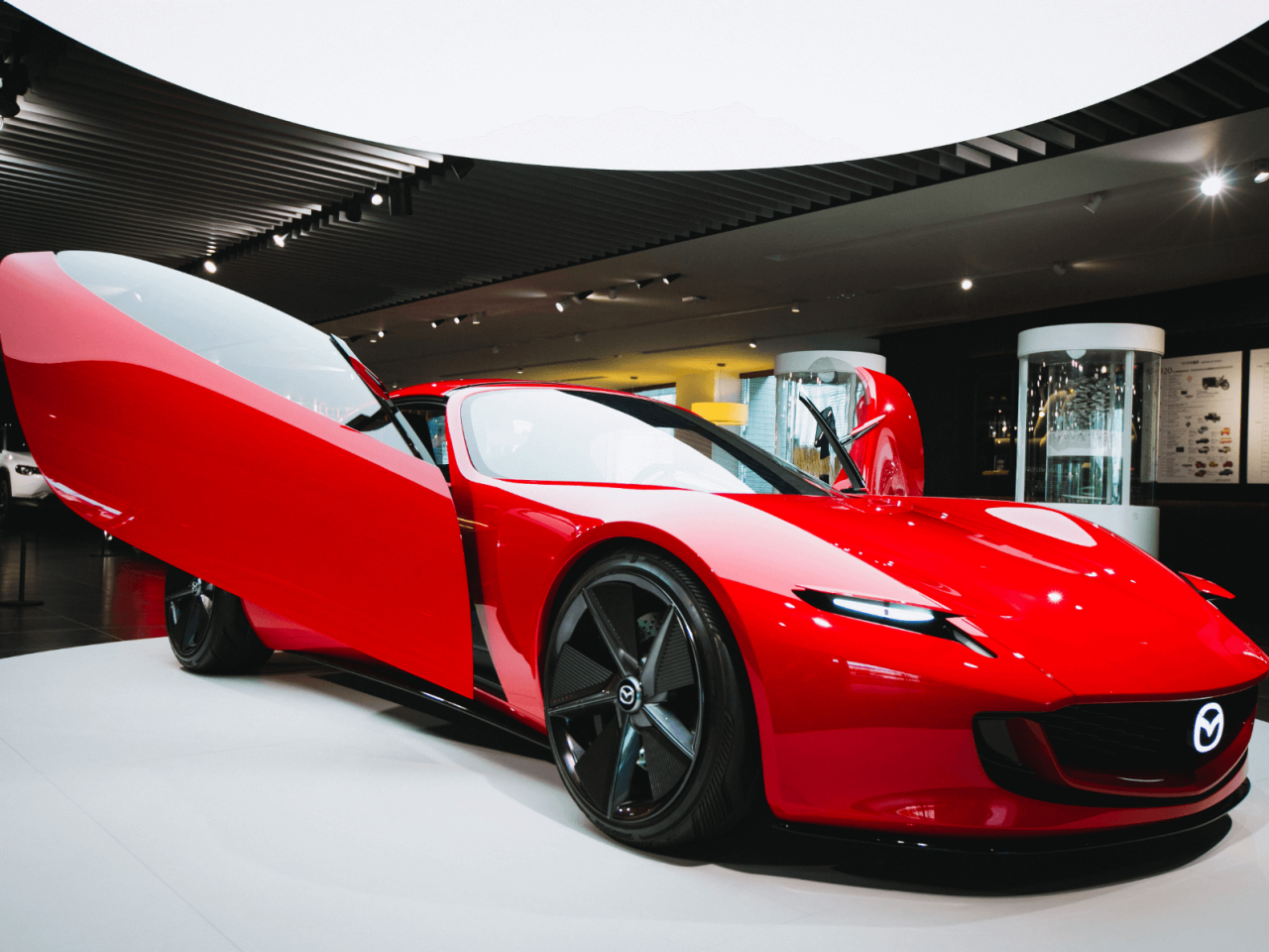 The Design  AI Can’t Match: High School Students Explore Oyster Shell Composite Plastic in Mazda Iconic SP