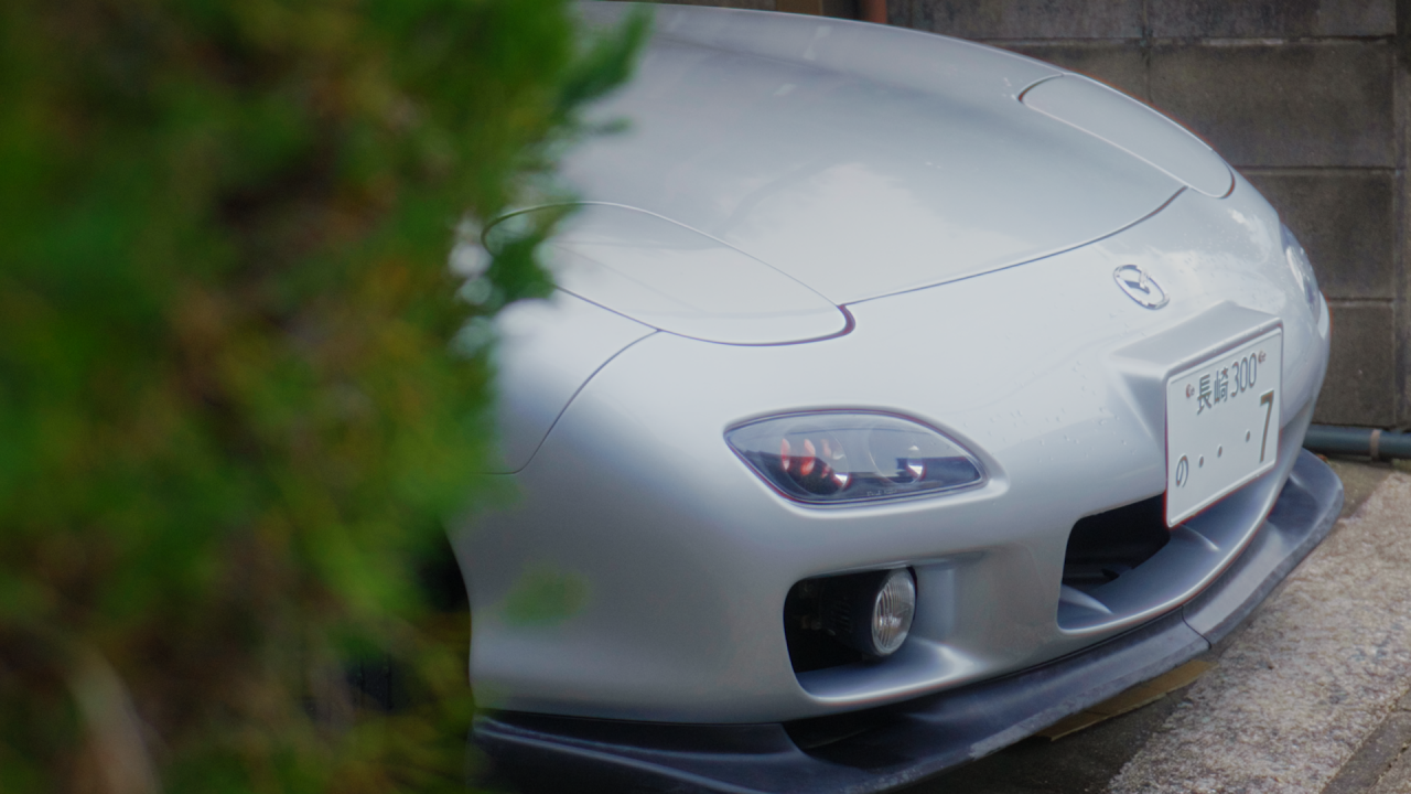 駐車場のRX-7