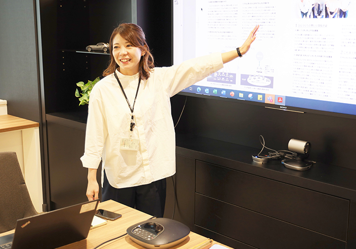 仕事中の社員E.Oの写真2