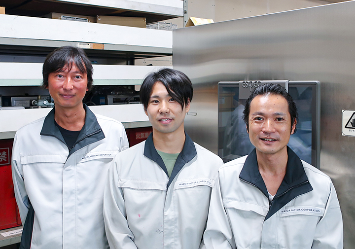 仕事中の社員K.Sの写真2