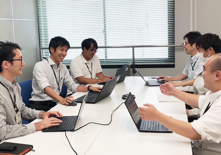 仕事中の社員VD K.Yの写真2