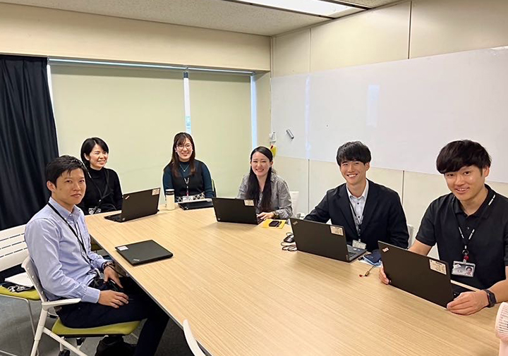 仕事中の社員Y.Hの写真2