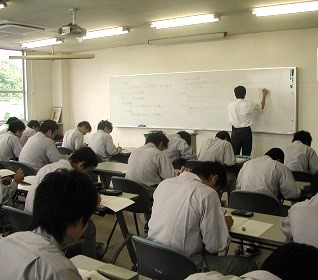 マツダ工業技術短期大学校