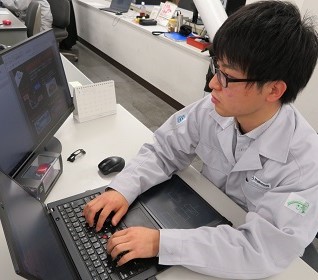 技術系