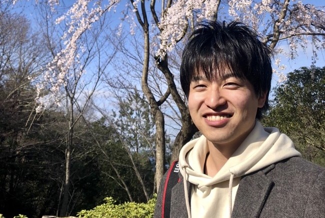 休日の牧真平