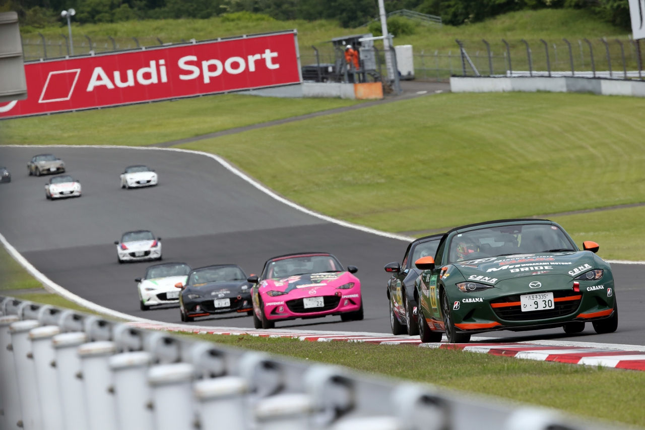 ロードスターカップの様子