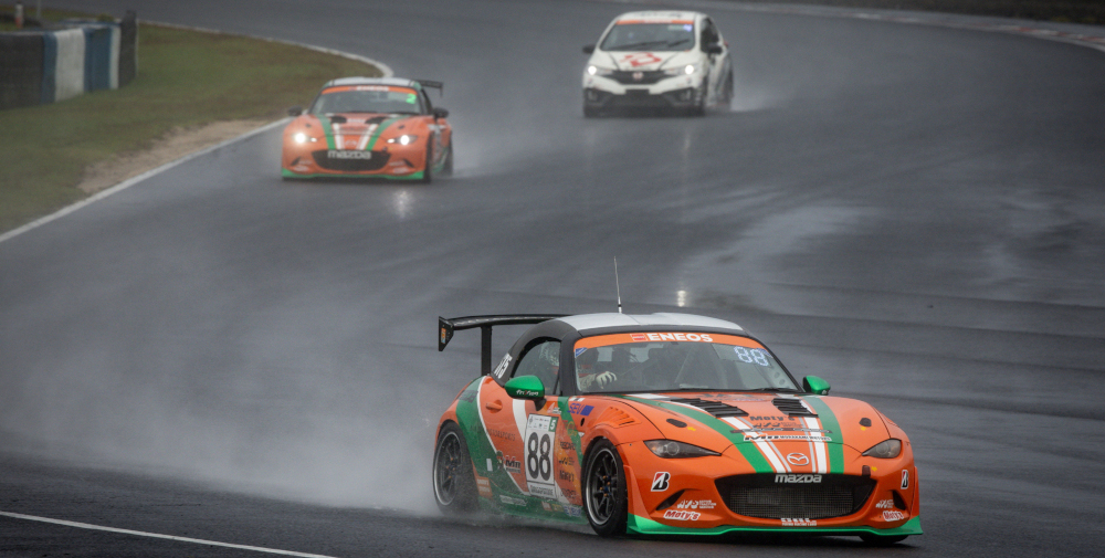 あの日、諦めた舞台にもう一度。MAZDA SPIRIT RACINGと共に挑む、プロへの階段。