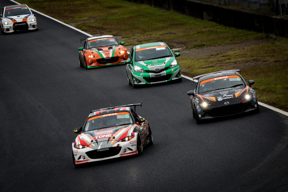 親子でクルマを楽しんでいた加藤少年