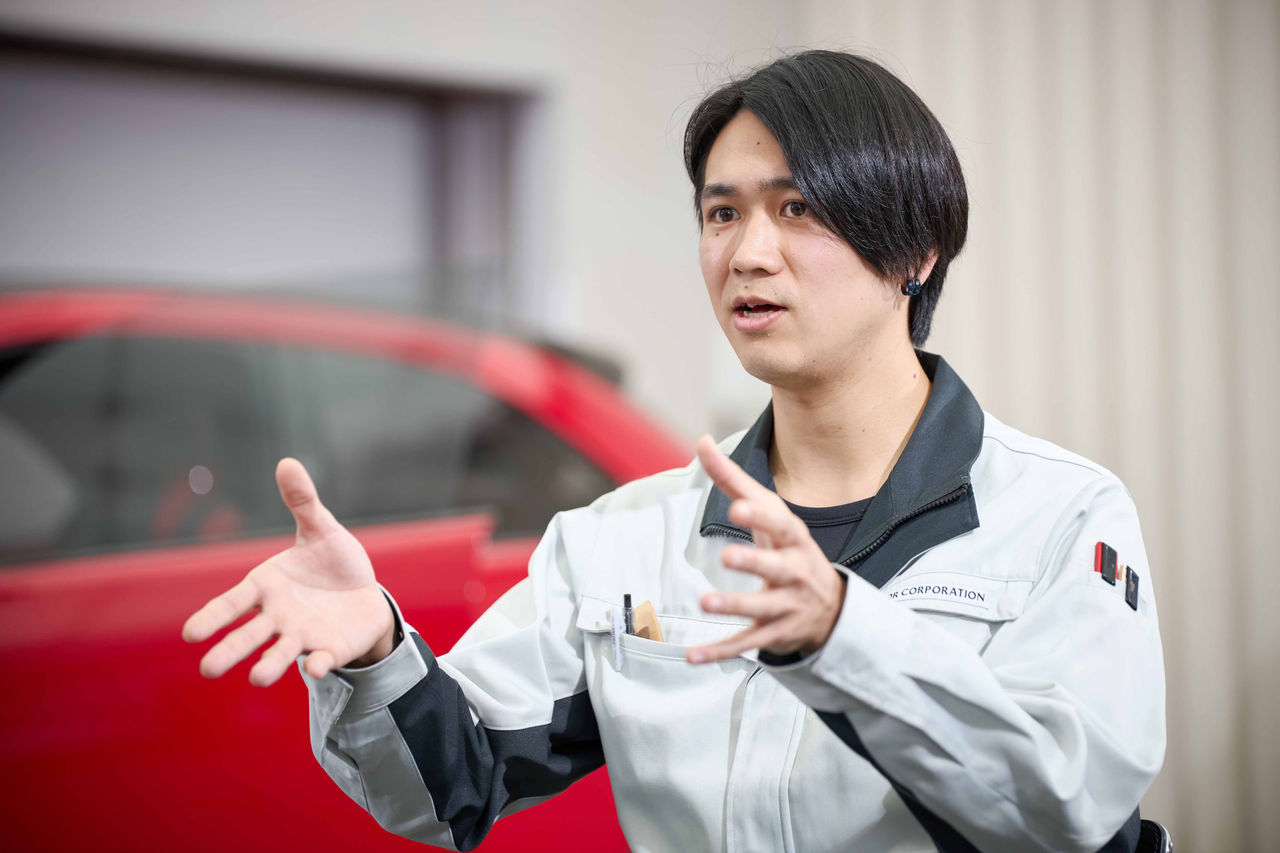 デザイン本部デザインイノベーションスタジオ デザインモデリンググループ：安富大晟