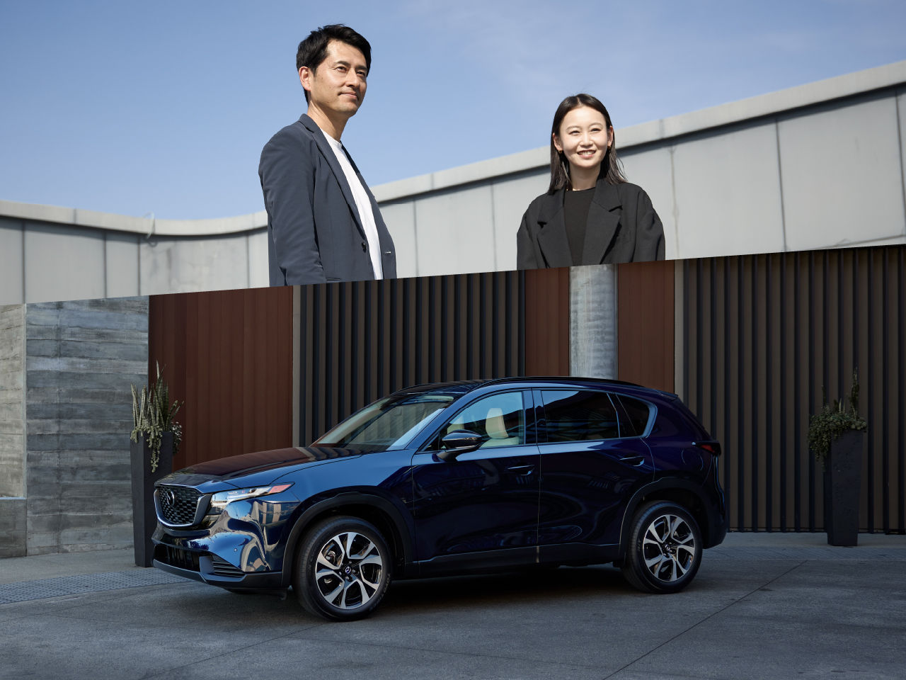 CX-5ネイビーブルーマイカの挑戦。最新DXが支えた「世界中で美しく見えるネイビー」の追求