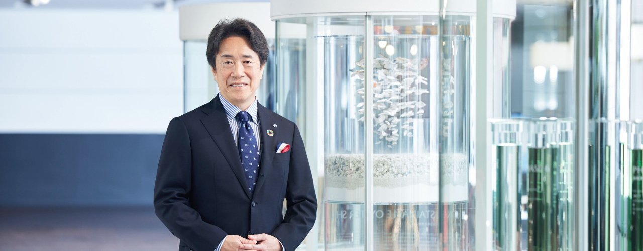 代表取締役社長兼CEO毛籠勝弘の写真