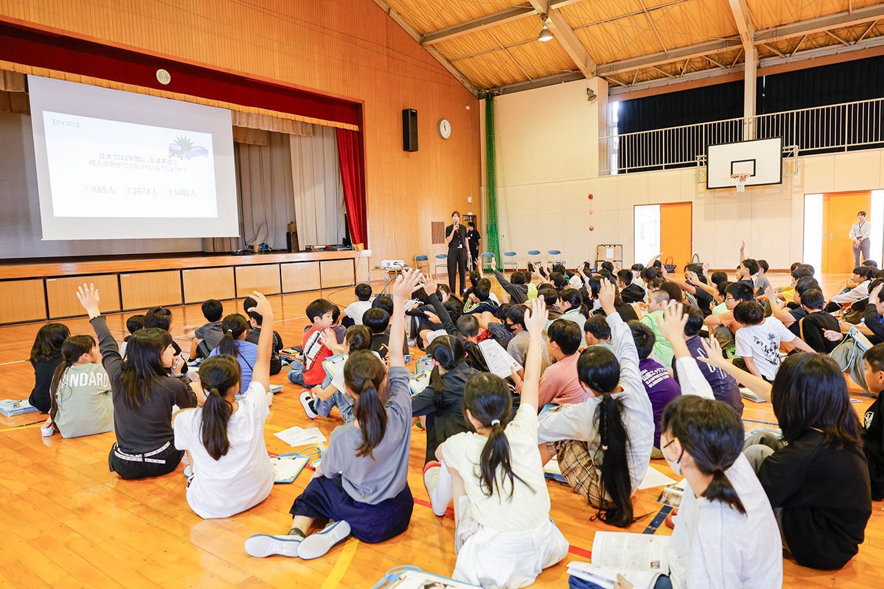 マツダ社員と学ぶ「クルマってどうやってつくられているの？」